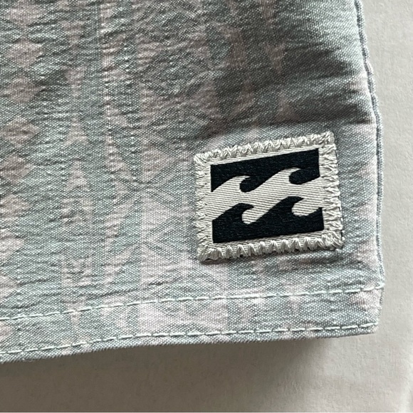 Billabong Swim Trunks Men size 36 - Picture 2 of 11